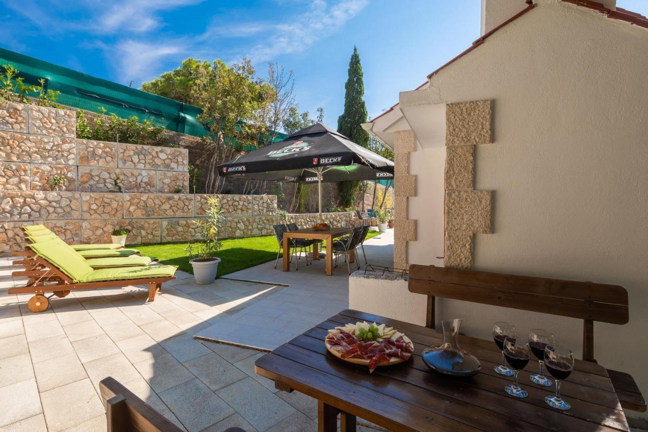 Villa Leoma With Heated Pool Marusici  Εξωτερικό φωτογραφία