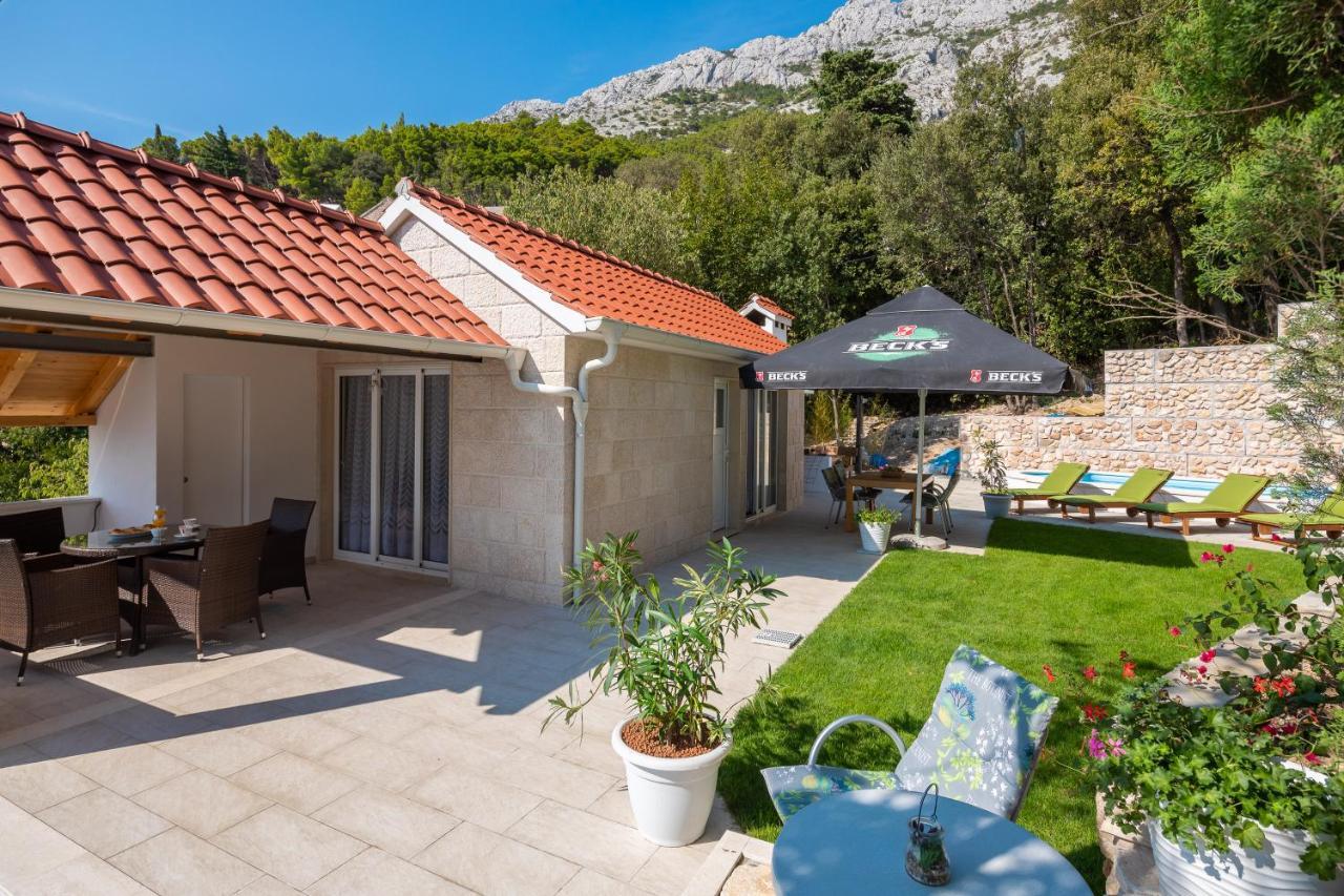 Villa Leoma With Heated Pool Marusici  Εξωτερικό φωτογραφία