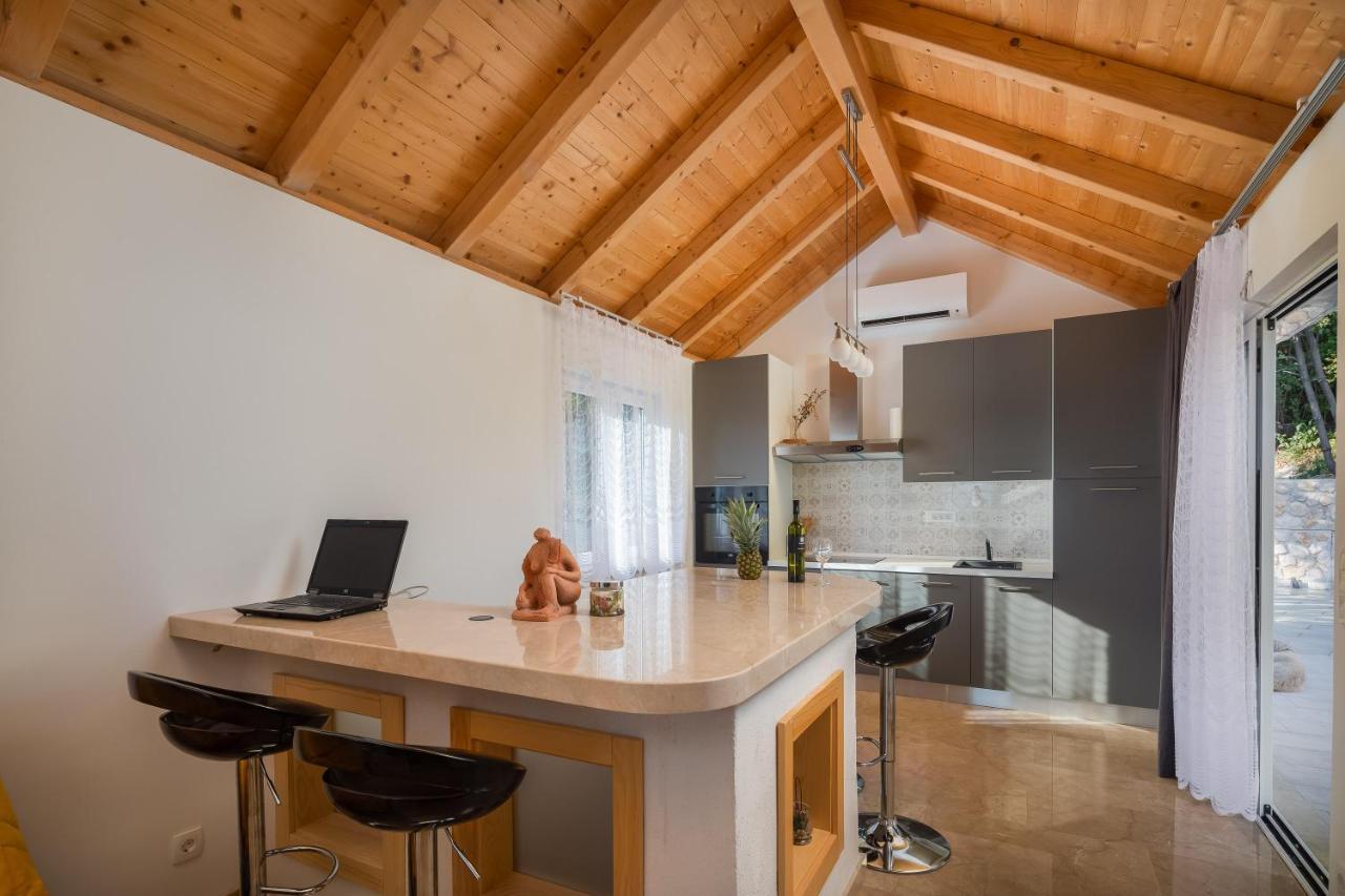 Villa Leoma With Heated Pool Marusici  Εξωτερικό φωτογραφία